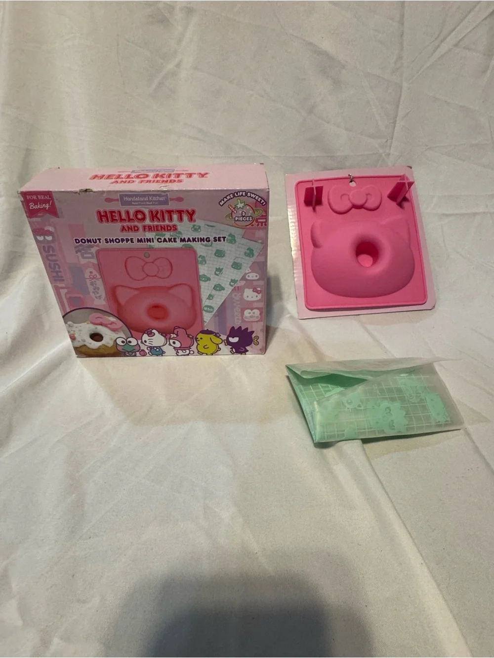 Hello Kitty Pink Donut Shoppe Cake Mold Set